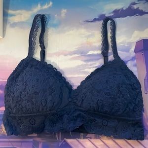 Lacy Navy Blue Aerie Padded Bralette in XS